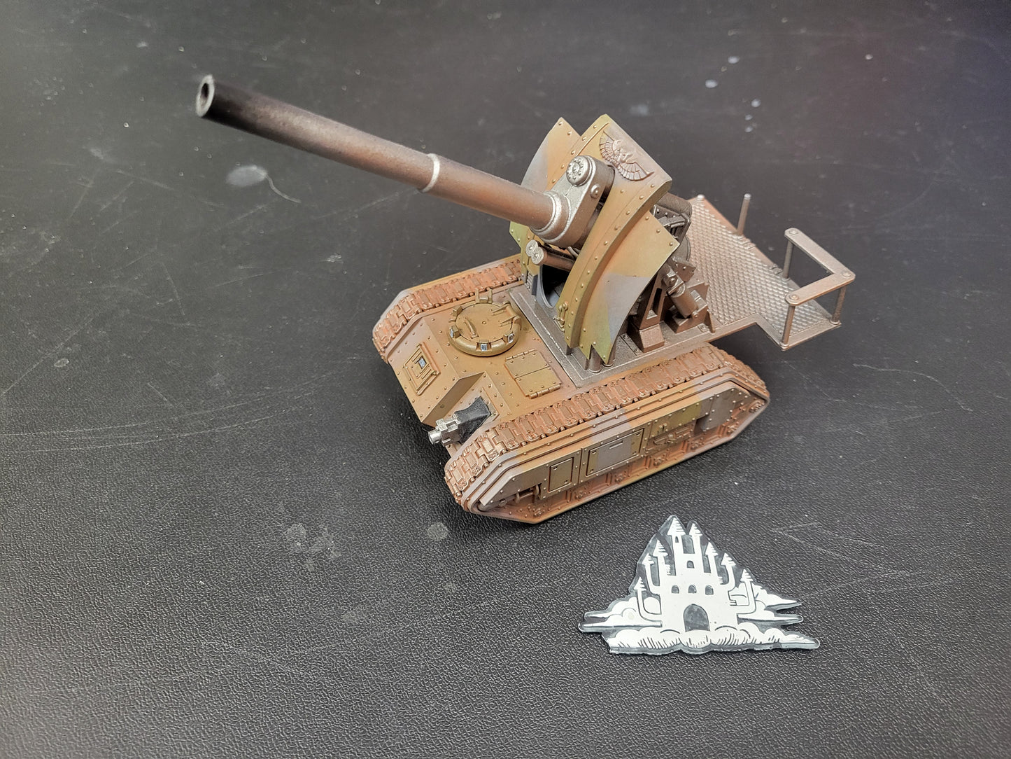 Warhammer 40,000: Astra Militarum Basilisk BUILT/PAINTED